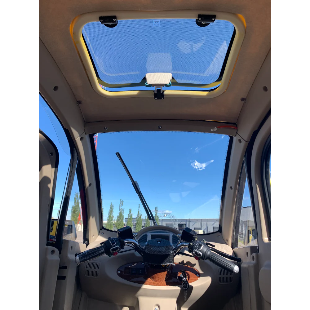 GIO All-Season Enclosed Mobility Scooter - Blue - With Winter Heater & Summer Fan - Image 10