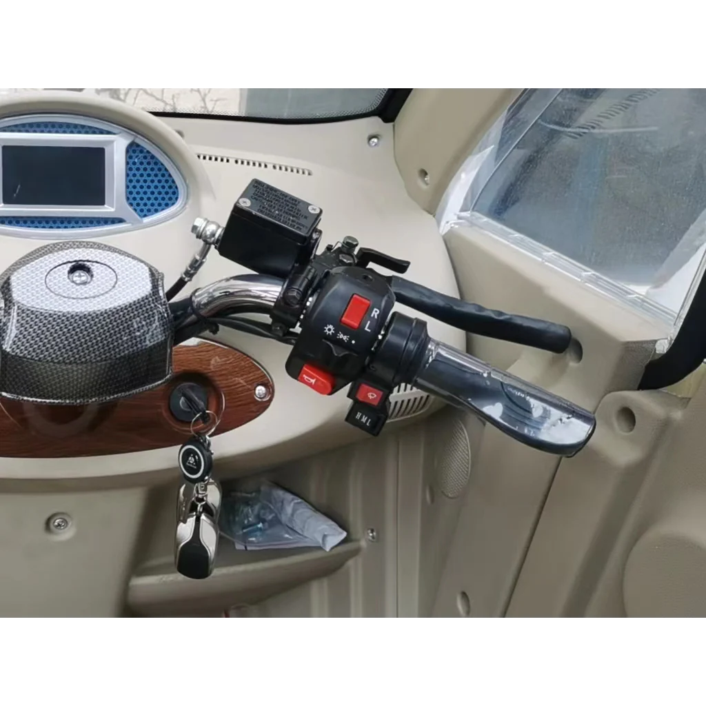 GIO All-Season Enclosed Mobility Scooter - Red - With Winter Heater & Summer Fan - Image 12