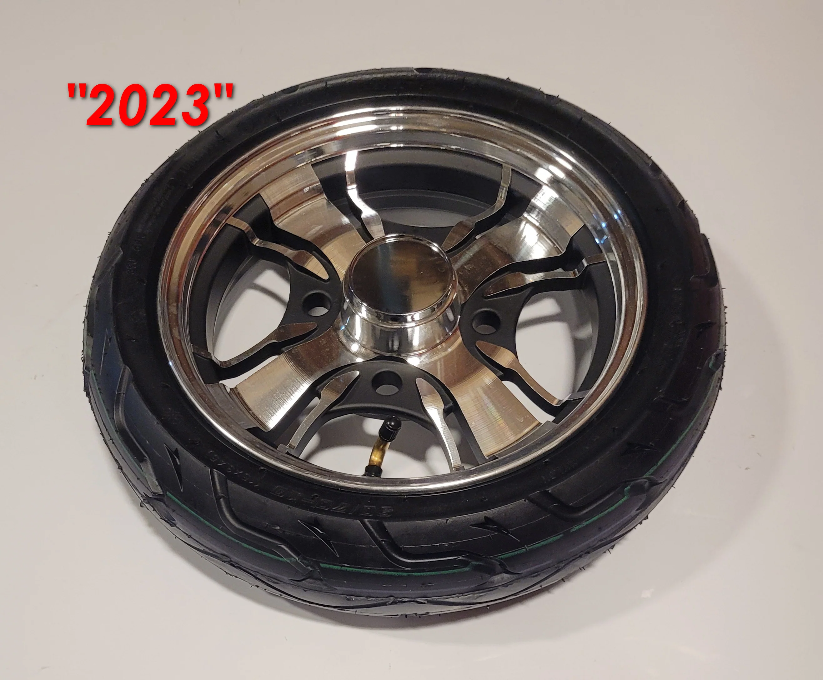 Rear Wheel Hub Cap - Image 4